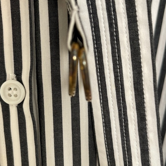 MDS Dark Gray and White Striped Button-Up Dress. size 6 - Picture 10 of 10